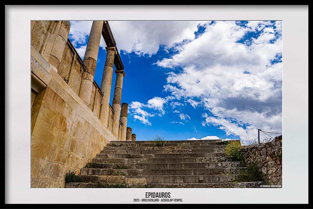 Epidauros - Antikes Theater mit beeindruckender Akustik