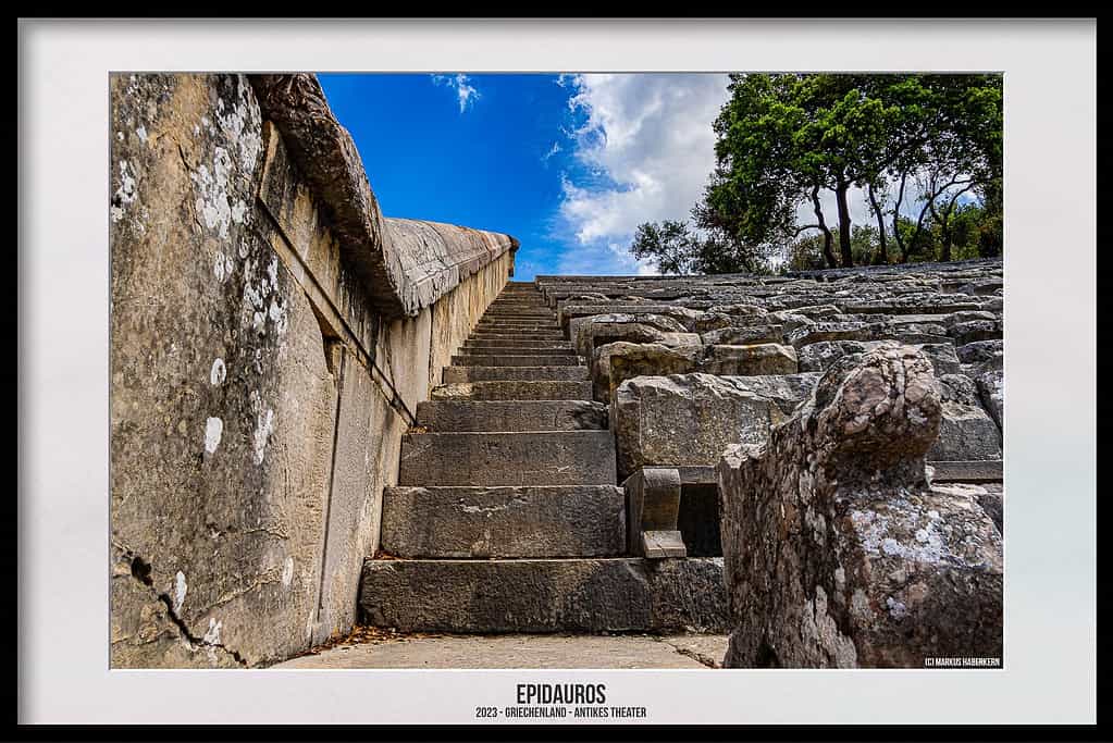 Epidauros - Antikes Theater mit beeindruckender Akustik