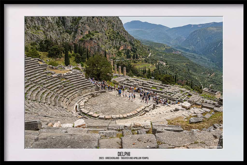 Delphi - Theater und Apollon Tempel